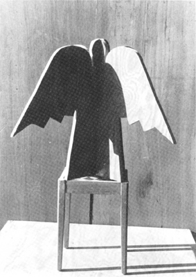 מלאך וכיסא עץ, 1994